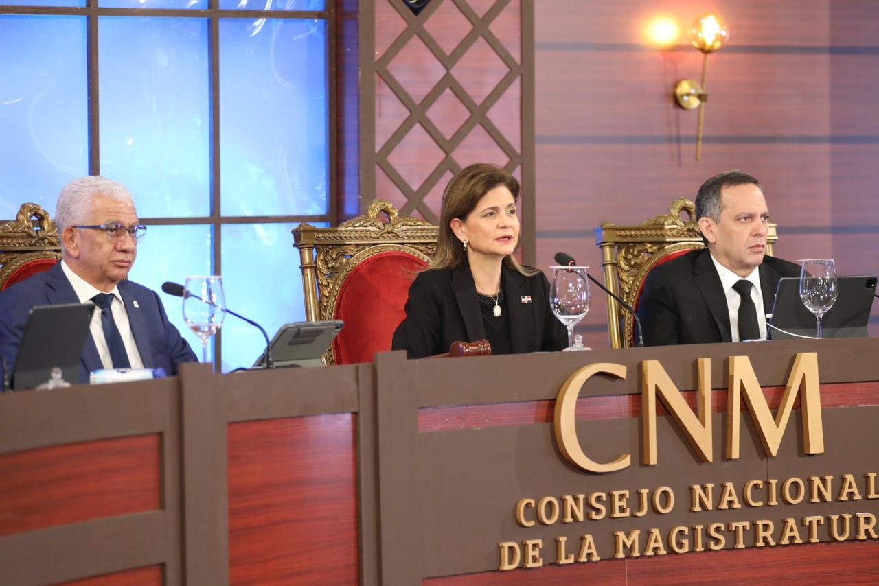 Vicepresidenta Raquel Peña encabeza segunda jornada de vistas públicas del CNM; evaluaron a 20 postulantes