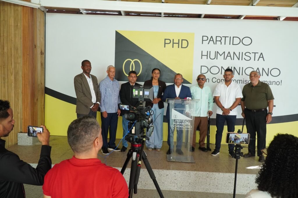 Abogado del PHD denuncia maniobra de sector minoritario de Eléxido Paula y Julián Burgos para frenar la convención partidaria mediante demandas fraudulentas