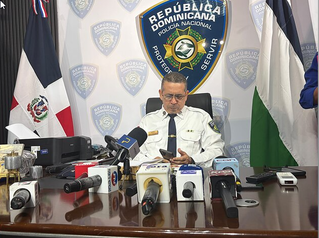 Policía investiga incidente en el que fue esposada la diputada Millys Martínez en Elías Piña