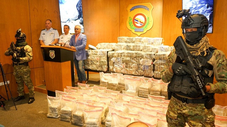 DNCD ocupa 749 paquetes de cocaína durante operativos en Baní