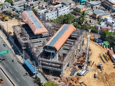 Avanza construcción del Teleférico de Santo Domingo Oeste con llegada de la mayoría de cabinas