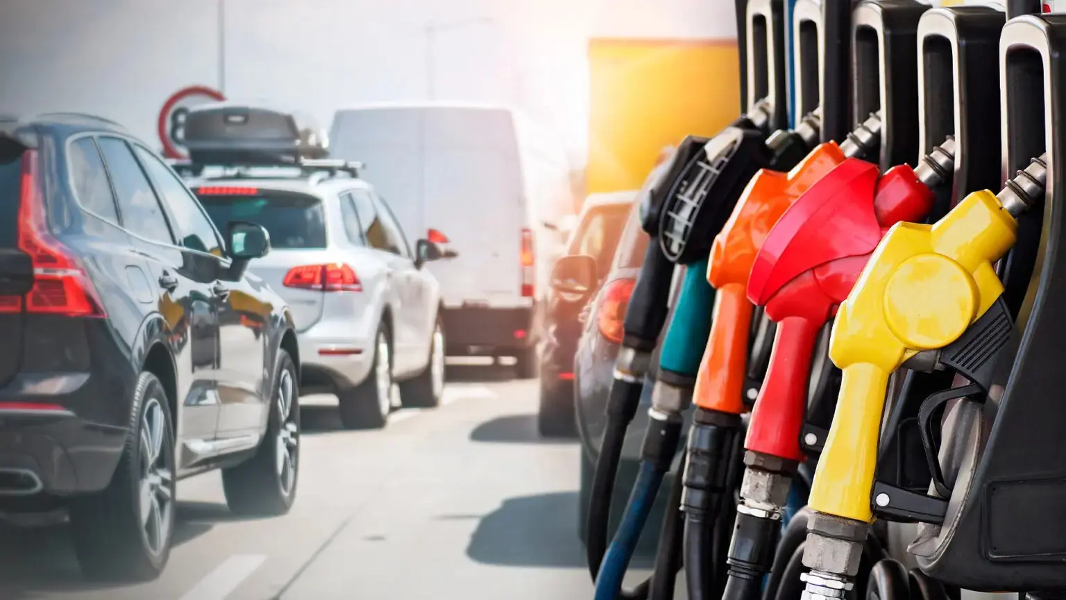 Gobierno congela precios de gasolinas y gasoil para la próxima semana